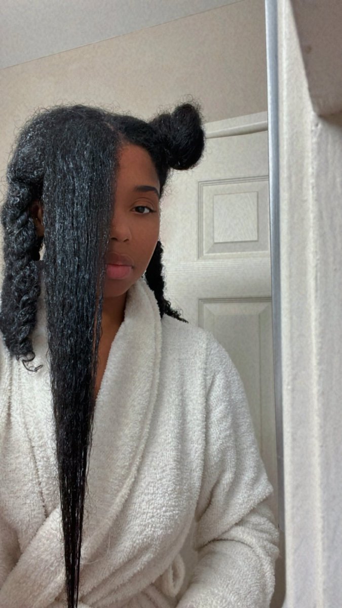 When are y’all gone stop sleeping on my hair growth oil??? It’s literally FREE All Month w/ the Purchase of Champoo &amp; Conditioner ✨ 

Click The Link Below ⬇️⬇️⬇️⬇️

hausofdior.com/product/champo…