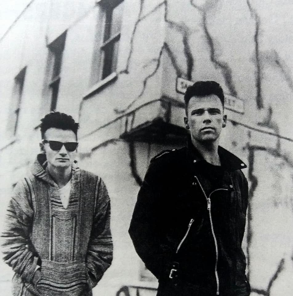 #TimsTwitterListeningParty <a href="/LlSTENlNG_PARTY/">Tim's Listening Party</a>
Bleddyn Butcher pic