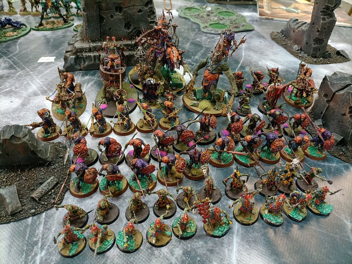 JaegerBlue's tweet image. Abro hilo con los 10 ejércitos que han jugado el torneo de hoy!!
guerra en nORKviembre !!
#sonsofbehemat
#livingcity
#sylvaneth
#kruleboyz
