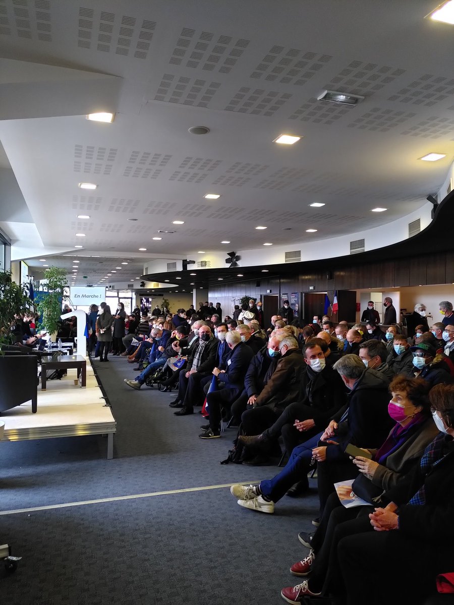 MoDem Bretagne tweet media