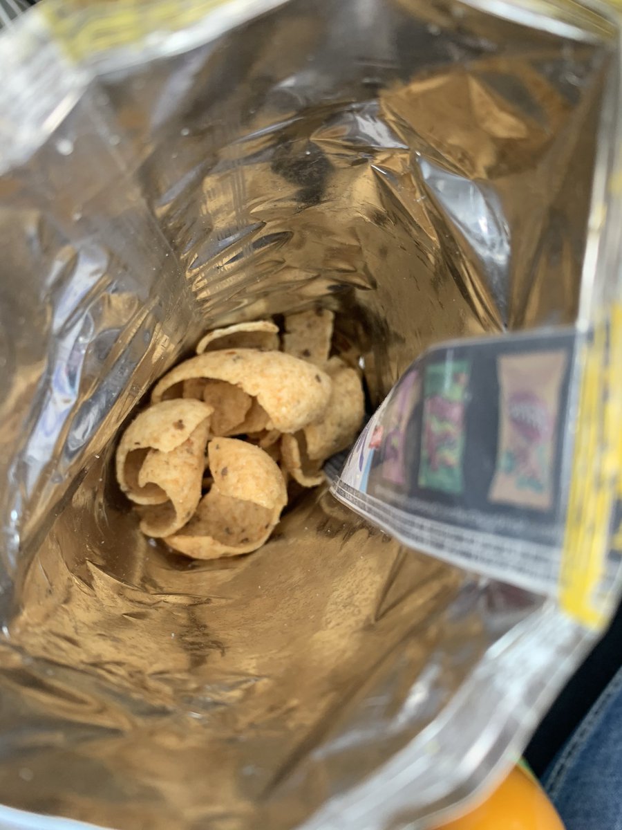 clau_dettee's tweet photo. ¿Más producto? Me iban a tocar 3 Fritos o, qué onda? @Papas_Sabritas https://t.co/rzYGIh2HME