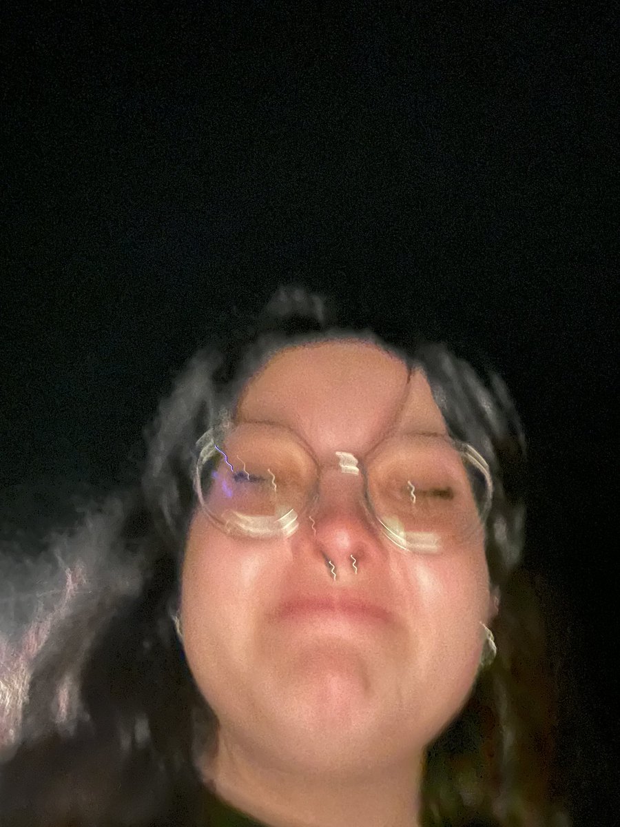 Syd :/ tweet media