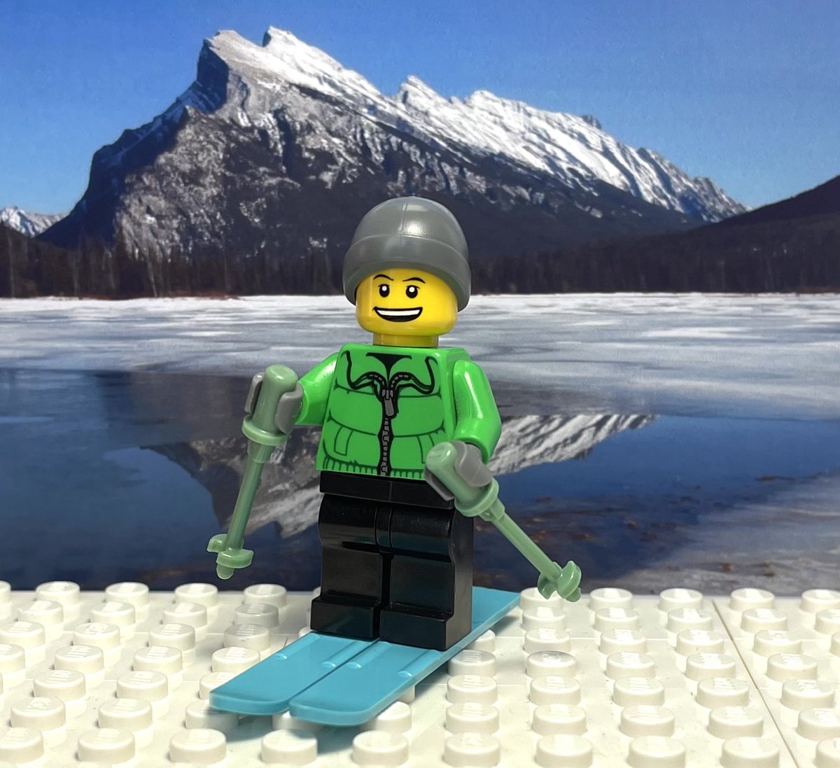 By popular demand, here’s our tribute Marlo Raynolds (<a href="/MarloRaynolds/">Marlo Raynolds</a>), chief of staff to Environment Ministers @CathMcKenna and <a href="/JonathanWNV/">Jonathan Wilkinson 🇨🇦</a> (and former executive director of the <a href="/Pembina/">Pembina Institute</a> Institute) as he heads out on his next adventure. #cdnpoli #abpoli