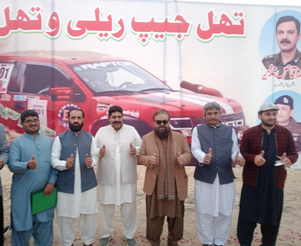 gfreets21's tweet photo. لیہ کے عوام کیلئے تاریخ ساز تھل جیپ ریلی کا انعقاد۔۔ https://t.co/M6K02oHgo8