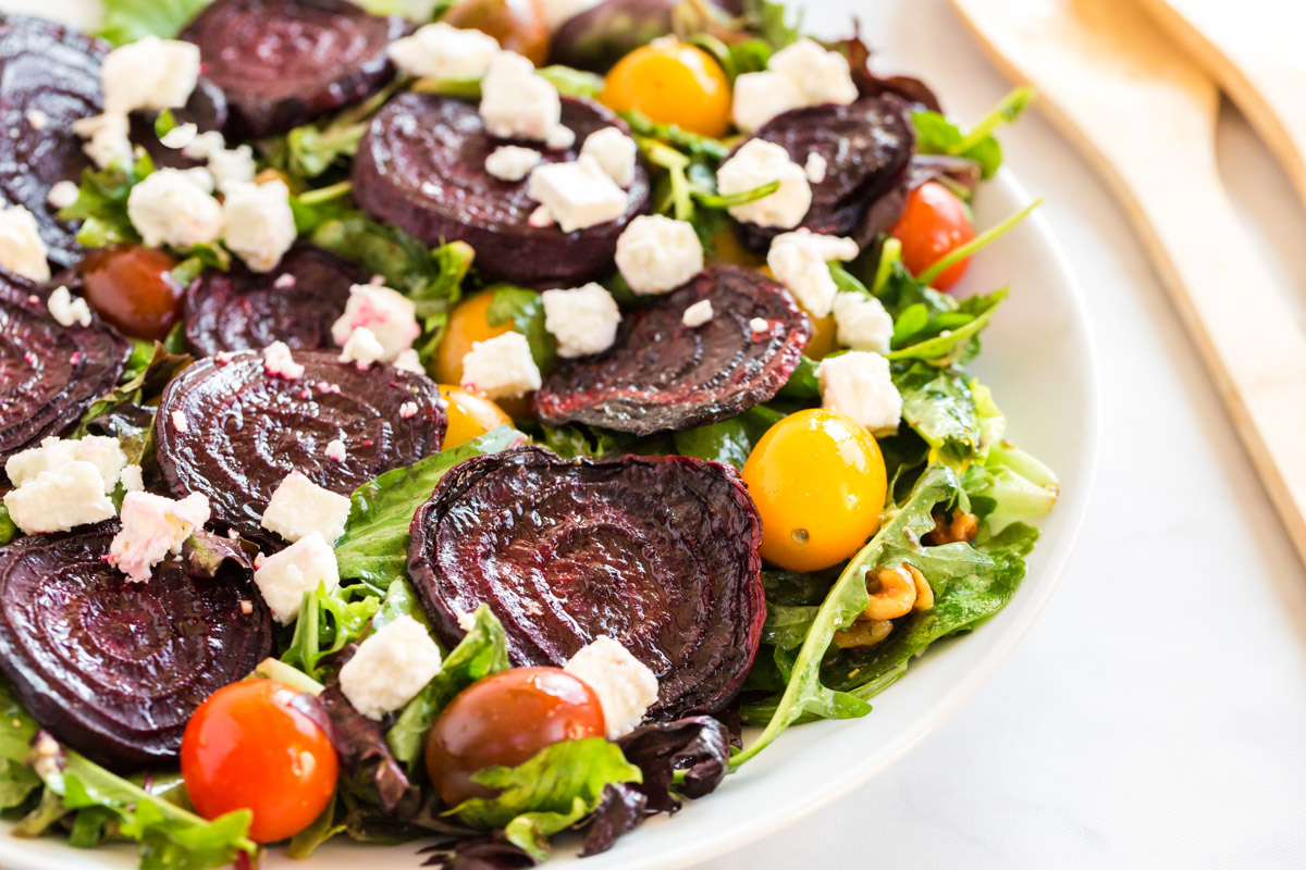 kyleecooks's tweet photo. A healthy roasted beet salad with feta and roasted walnuts, drizzled with a homemade vinaigrette. The beets are the star of the show! #roastedbeets #salad #dinner #side #kyleecooks https://t.co/meo9pzNDaR https://t.co/WF9Onq9NpK