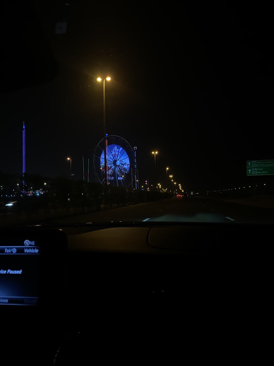 _s161's tweet photo. القرية العالمية 🎡 - 🤍🤍 
#القرية_العالمية #دبي #dubai https://t.co/K1fXNJmJUT