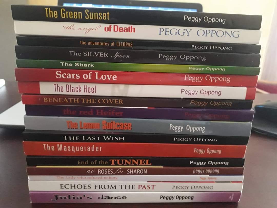 gyaigyimii's tweet image. Peggy Oppong was up there.👏❤️ What is your favorite book from Peggy Oppong??