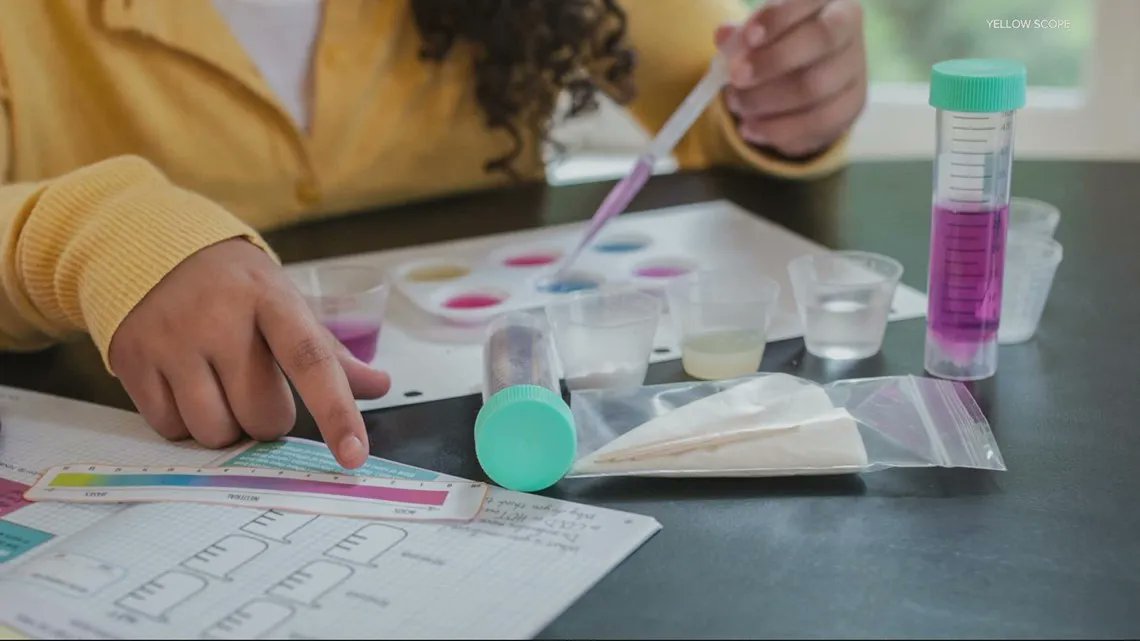 Yellow Scope on <a href="/KGWNews/">KGW News</a>!
buff.ly/32zS4PT
"We want to draw kids in who think they might not be necessarily interested in #science by offering kits that have these creative art components as well..."
#girlsinstem 
Sales on all our products thru Mon:
buff.ly/3FuNUah