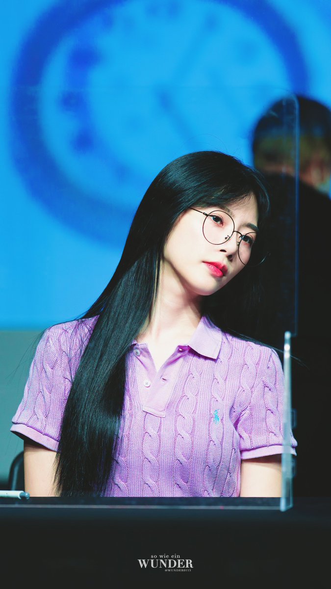 Wunder0113's tweet photo. 210627 #드림캐쳐 팬사인회 #지유 @일지아트홀 (13)
#Dreamcatcher #Jiu #ジユ 

HQ
https://t.co/wR1KDY72bp
https://t.co/KgAXgafpmn
https://t.co/fB8dG9Jo5r
https://t.co/lySh2C3KeJ https://t.co/pU7AYV4Pyg