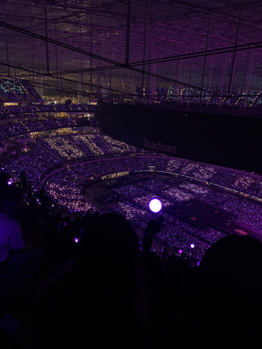 PJMIIN_'s tweet photo. The view for limited viewing section 545 from last nights concert #limitedview #bts #BTSinLA https://t.co/6dCfwgfbAQ