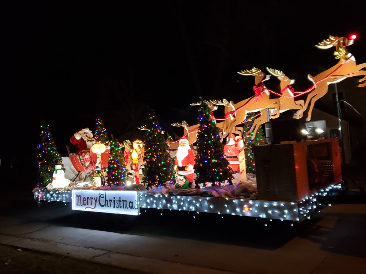 menashalibrary's tweet image. The routes for this year's Santa Float are set!  @NMFireRescue Local 275's Santa Float will make their way through Neenah &amp;amp; Menasha Nov. 29 - Dec 10, 2021. Route info here: nmfire.org &amp;amp; on their daily FB post. 
#NeenahMenasha #SantaFloat #Menasha #Neenah