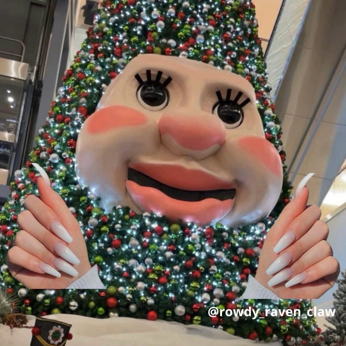 victoria_samson's tweet photo. @WoodyXmasTree https://t.co/M53WN4f8aR