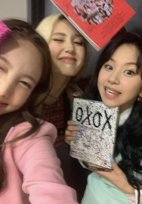 adek cici, omey. tweet media