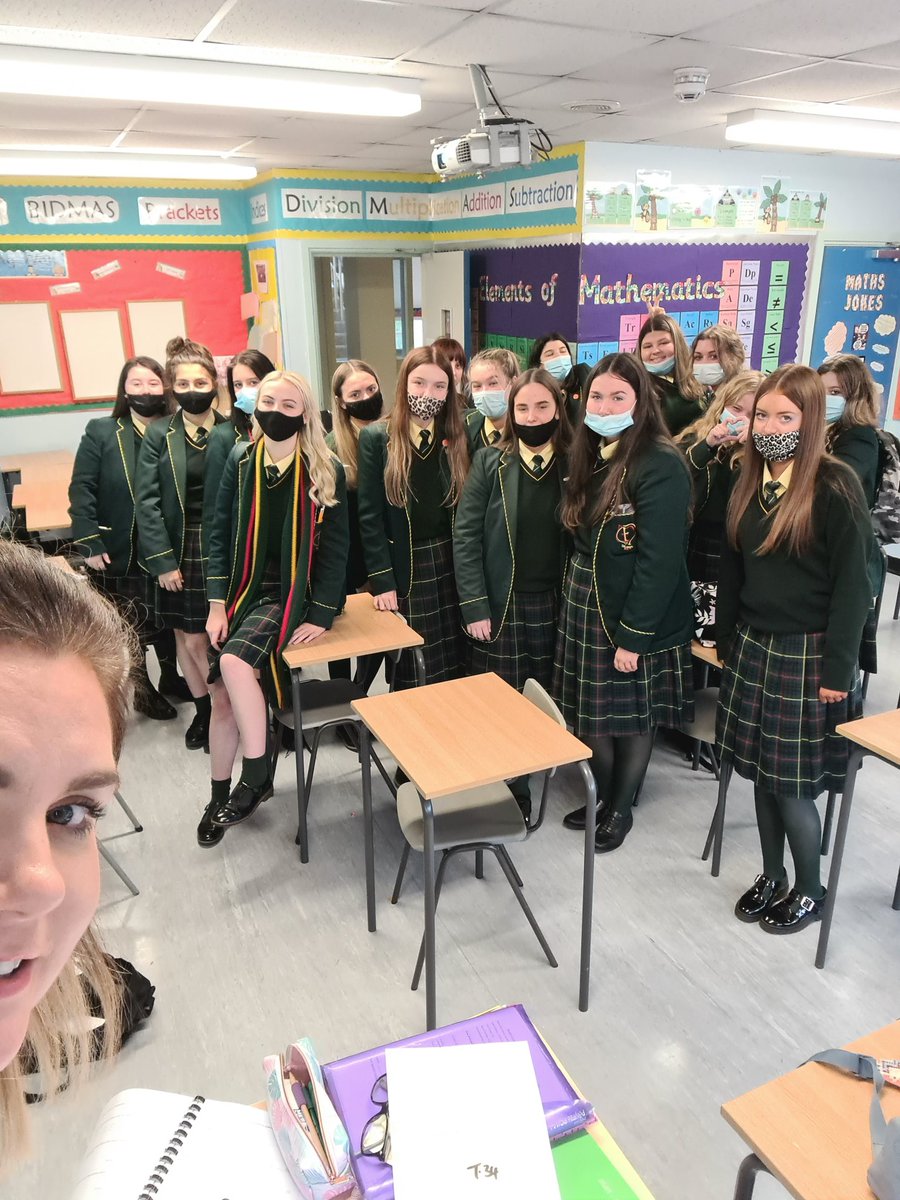 Best of luck to these ladies sitting their Maths GCSE tomorrow! I am so proud of how you have worked since September now you just have to show off all that work tomorrow! #yougotthis #hardworkpaysoff #form class #mathsclass 😊☘🧮