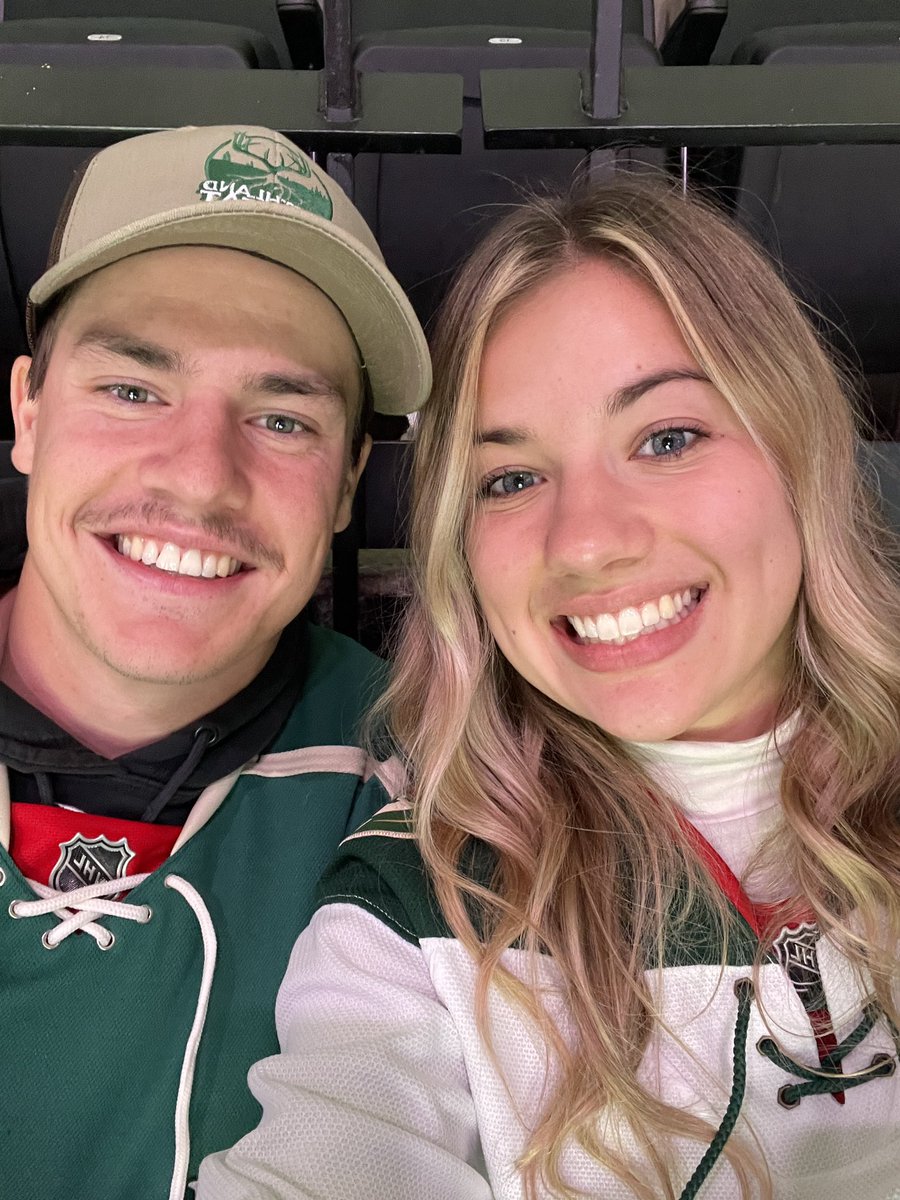 _ashley_boss's tweet photo. #mnwild https://t.co/SIJULrjJ4T