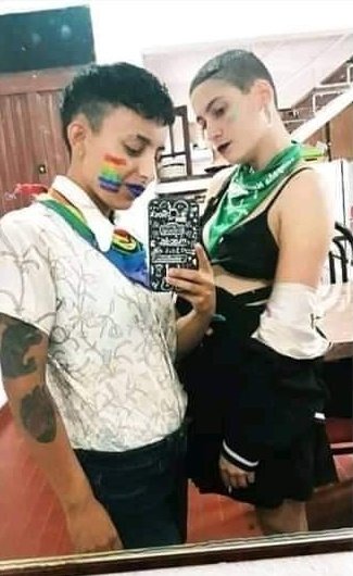psurtubi's tweet photo. Lesbianas Asesinas.
Puro Odio al Género Masculino.
Magdalena Espósito Valenti y Abigail Pérez Asesinas.
La Justicia es cómplice de Asesinato.
#LesbianasAsesinas #ViolenciaDeGénero
#JusticiaPorLucio https://t.co/s3F87BElLO
