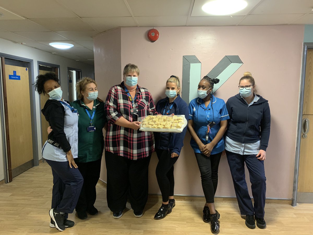 CaraOates1's tweet photo. Well done to Keats Ward for being the top of the Salford League Board for Staff Surveys ⭐️

Thank you for taking the time to give your feedback.

Also thank you to @kay99dee for baking this amazing cake for the team 🍰 

@GMMH_NHS 

#TakeALookAtMeadowbrook #keepingupwithkeats https://t.co/d6ORcCoLNJ
