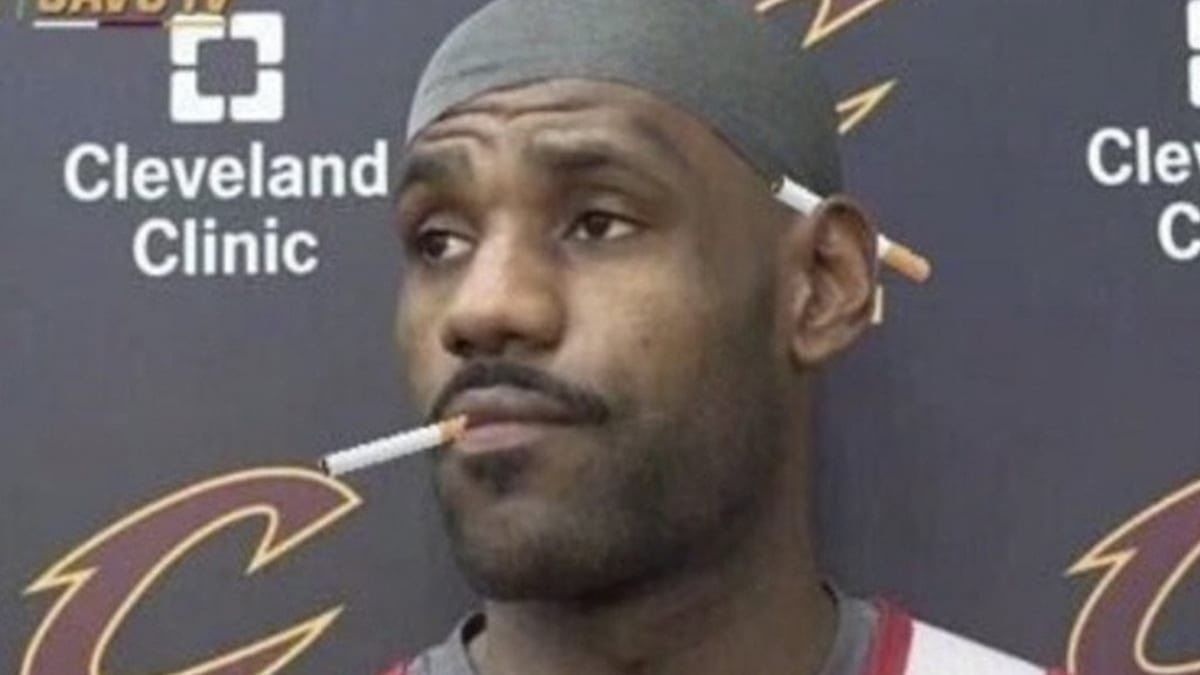 JaredBriere's tweet photo. Lincoln Riley. Abraham Lincoln. Linkin Park. Don’t matter. Ducks still run the Pac-12. https://t.co/zH9y16jzlq