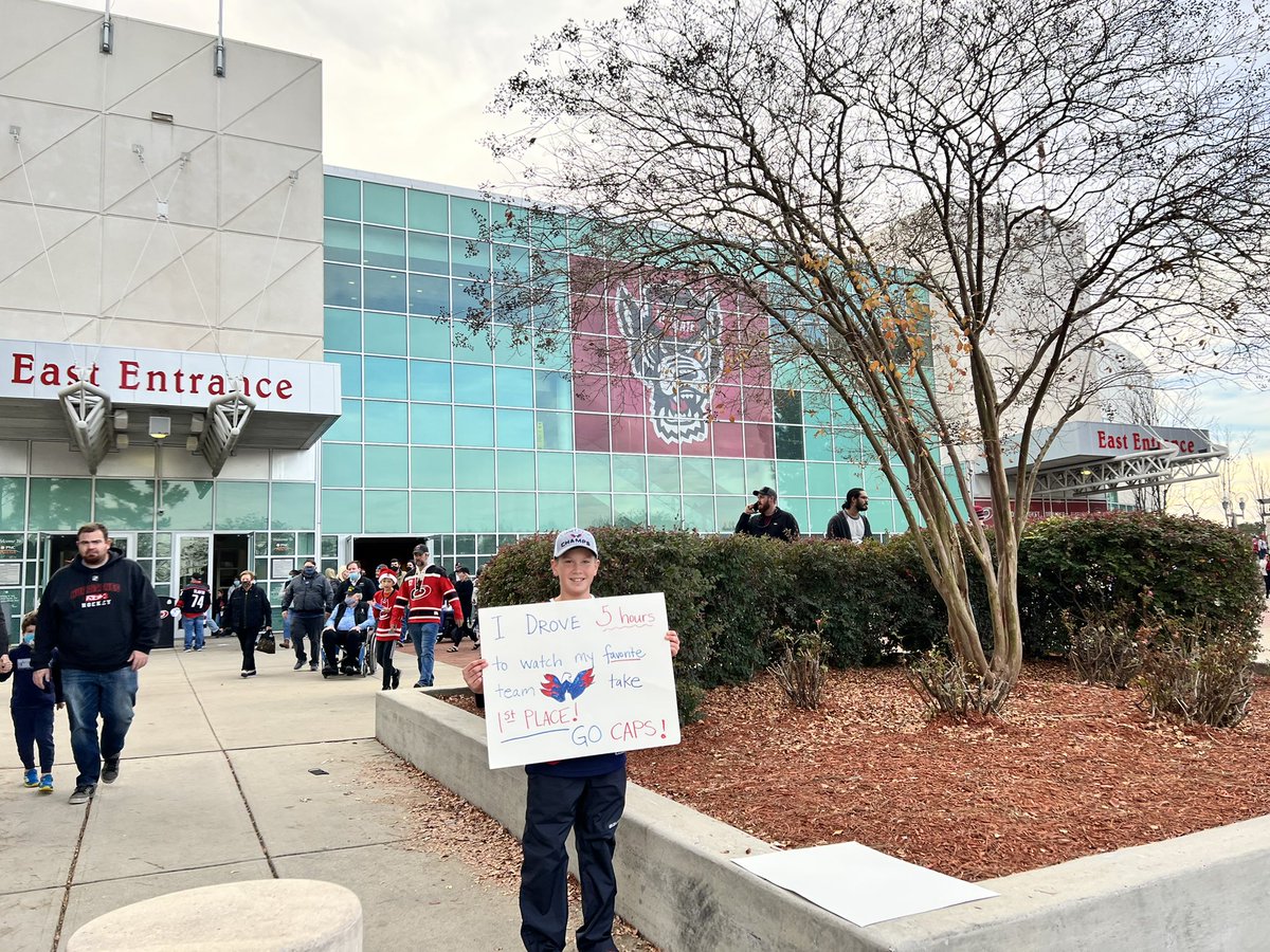 Pattibuns's tweet photo. @Capitals @WesJohnsonVoice @NBCSCapitals Rockin the Red in Raleigh! #GOCAPS https://t.co/UsN0X3JrdC