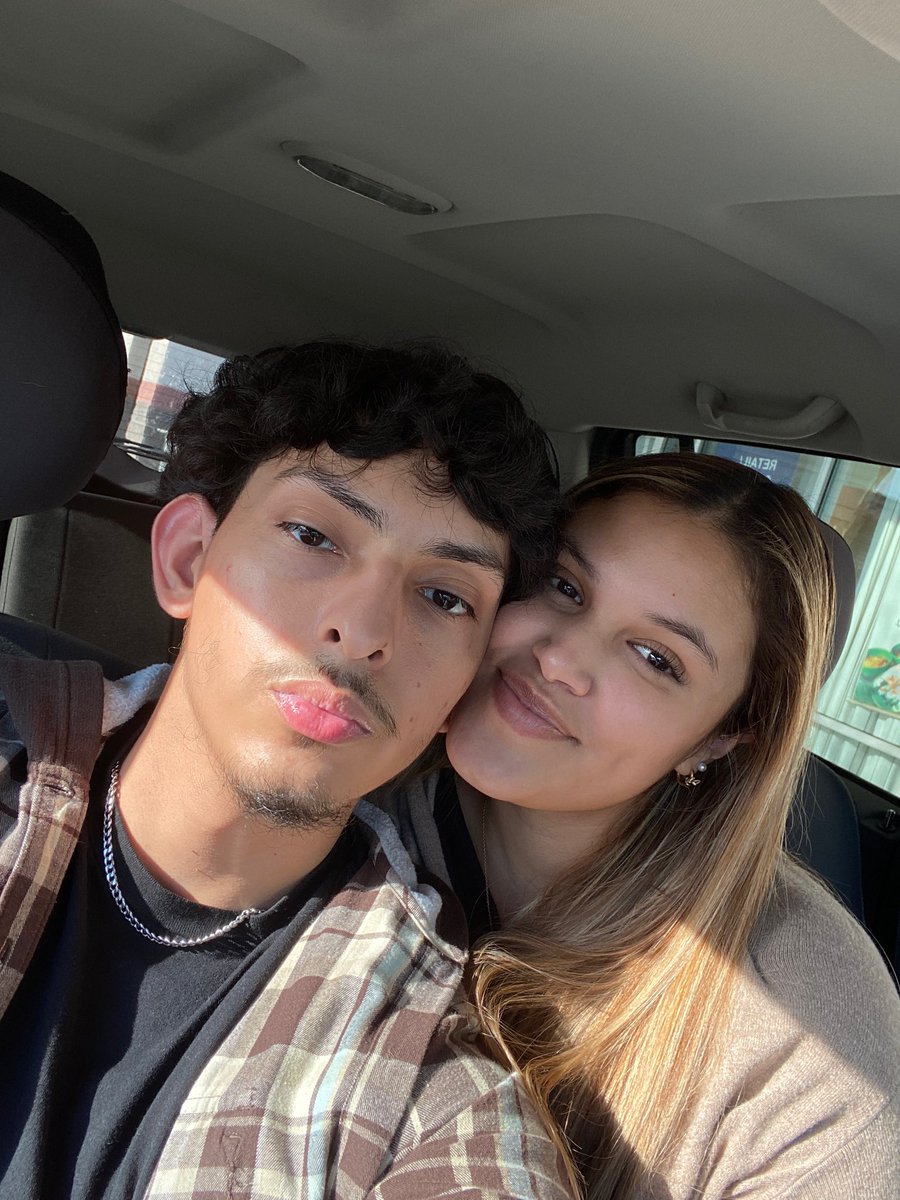 drewicyy's tweet photo. In love with you <3 https://t.co/M5yHDO7KYE