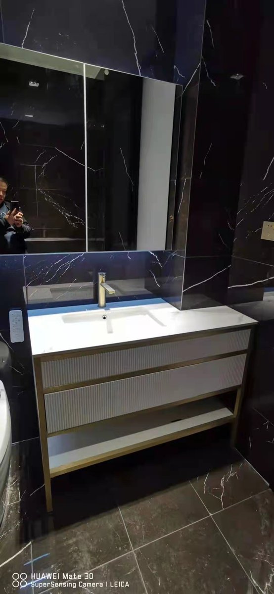 Customer feedback, very satisfied with the bathroom cabinet.
Choose us, design more for your bathroom.
pls contact with me:+8617858804522(Nancy),whatsapp&amp;wechat

ZHEJIANG FABIAO SNAITARY WARE CO.,LTD
