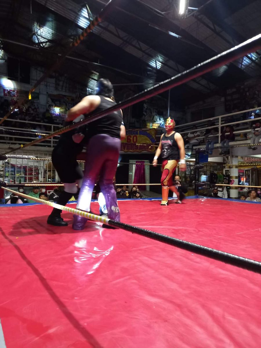 LaTijeraLucha's tweet photo. La primera lucha de regalo en #ArenaAztecaBudokan es para el bando técnico #CapitanHumo, #GuardianDelEspacio y #Jetaman ante #Fujitivo, #Audio e #Infinity en contienda con gran garra para abrir el festejo que la #DinastiaMoreno tiene preparado para el público de Neza.
#latijera https://t.co/JDv81Zm1QI