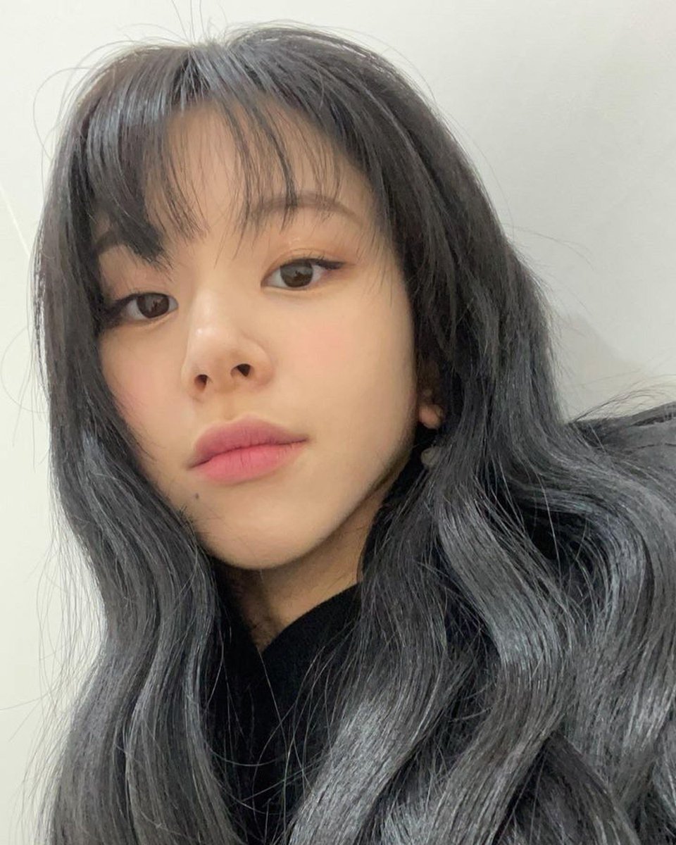 twice_picss's tweet photo. Son Chaeyoung

#TWICE #트와이스 #CHAEYOUNG https://t.co/M2EWT2SsQw