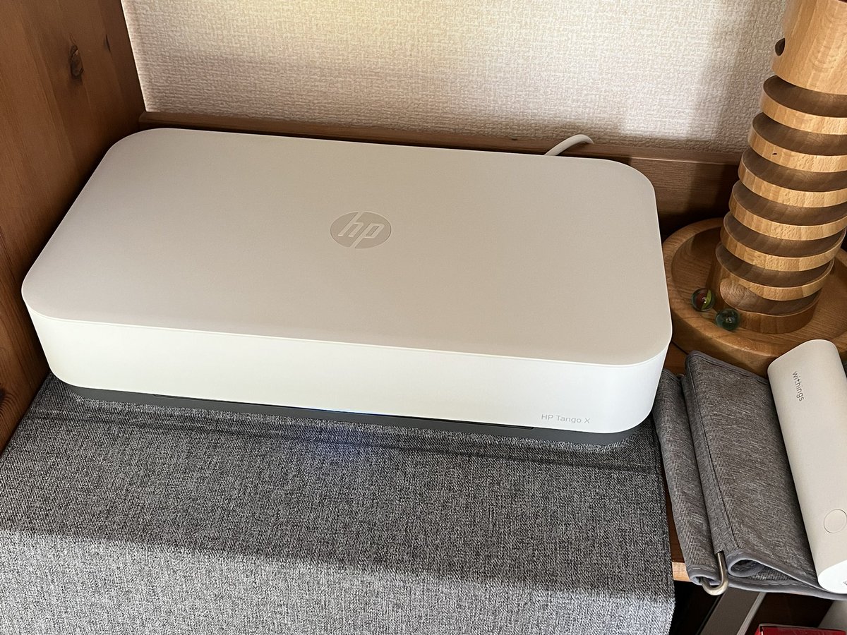 hidema2o's tweet photo. #HP の #TangoX 2年弱使ってきた結果...使用頻度少ないけど背面給紙が面倒(!)なのとインク詰まりが多いのでいざ使うとなったら印刷かすれててストレス。買い替えようかな〜
前面2段給紙(A4とL版を常に入れておける)のモデルって今でもあるんかな...😅また昔風のプリンタに戻るぞ🖨 https://t.co/4Ek5Vfge5b