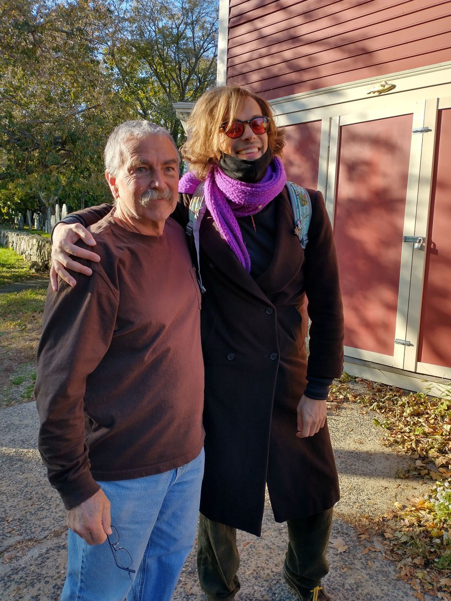 MarbleheadImage's tweet image. You never know who might end up with one of your books! #marblehead @GUBLERNATION