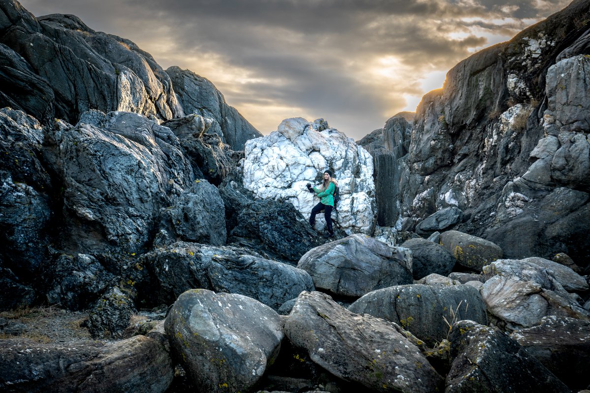 kimognedal's tweet photo. Vidgdelpresten (The white priest) Rogaland - Norway
@Camerasnaps @excionz @ThePhotoHour @500px
@EarthPix #500pxrtg #naturephotography #visitnorway #picoftheday #Camerasnaps #excionz #ThePhotoHour #500px #EarthPix #mountain #rocks #norway #visitnorway #mountains #travel #epic https://t.co/okTC8KHcq3
