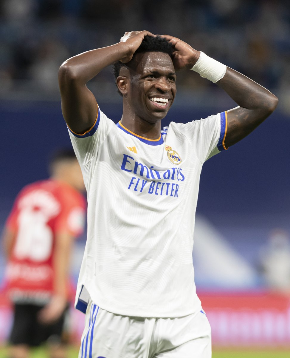 DeportesCuatro's tweet photo. 🗳🔥 ¿Es Vinicius el mejor jugador del mundo en la actualidad?

🔃RT-SÍ
❤MG-NO

https://t.co/vFfulq6ArM https://t.co/Uc3PflNczV
