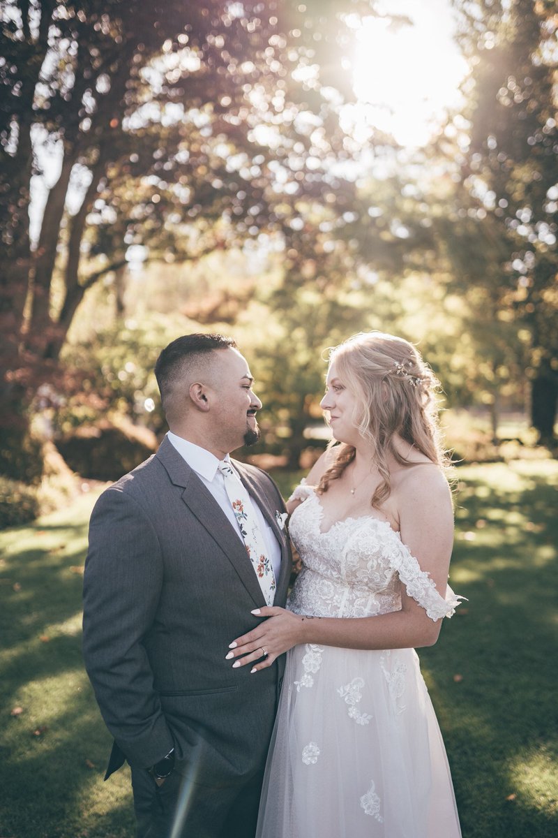 kivraan's tweet photo. So stoked to finally share these on twitter! 

Mr and Mrs Pineda 😊 https://t.co/Me8i739Cra