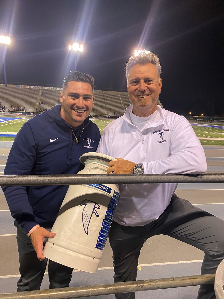 Happy birthday OG <a href="/coachtomcaines/">Tom Caines</a> 
#BearHammer