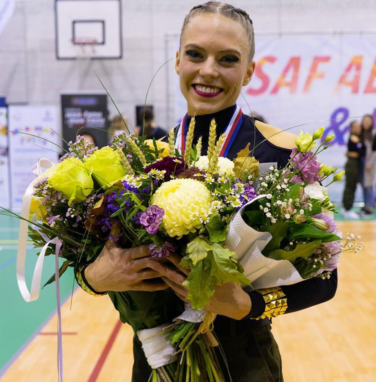 MiroslavLanger's tweet photo. Adéla Citová se loučí s úspěšnou kariérou (2x mistryně světa) v #aerobik #FISAF titulem mistryně Evropy ve francouzském Agen.
@magda_polmanova pro vás připraví sestřih/dokument/portrét na začátek prosince.
Foto: Instagram @adela_citova (z posledních českých závodů 7/11 v Č.B.) https://t.co/NXGL3gqUf5