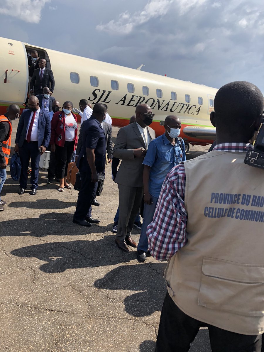 #Haut_Uèle, son éminence Fridolin <a href="/TataCardinal/">Cardinal Fridolin Ambongo Besungu</a> Ambongo est arrivé ce dimanche 28 nov 2021 à #Isiro. S’inscrivant dans le cadre d’un pèlerinage dans des sites saints où a été la bienheureuse Anuarite. Le caucus des parlementaires catholiques va bénéficier d’un catéchisme. @RDC