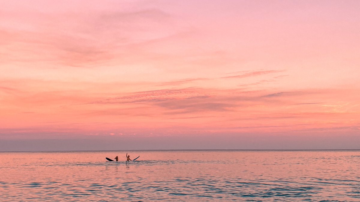 the sun is setting on our Cyber Sale ☀️ Enjoy 25% off when you spend $125+ until midnight EST tonight. Shop online at bit.ly/3CUon8O