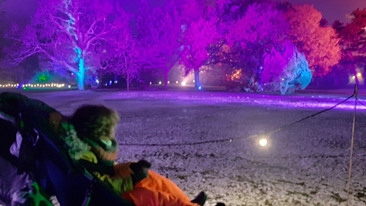 Superb evening arranged by <a href="/FamiliesUnited7/">Families United Warrington</a> <a href="/Walton_Gardens/">Walton Hall and Gardens</a> at #luminatelive #luminate &amp; made all the more impressive &amp; magical with fresh snow #WinterWonderland #Warrington