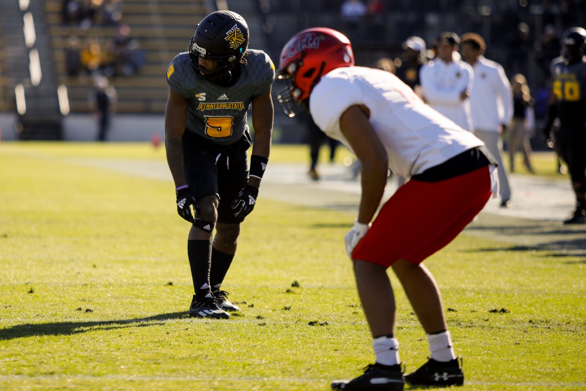 kennesawstfb's tweet photo. 📸 from yesterday's Playoff 𝑾𝑰𝑵

🔗 https://t.co/SgJ3DlurG4

#GoldStandard | #EAT https://t.co/67QdUBOCW9