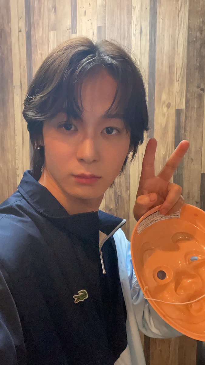 ShunseiO25's tweet photo. 幸せ、、、߹-߹💙💙 https://t.co/j2hdMikS8k