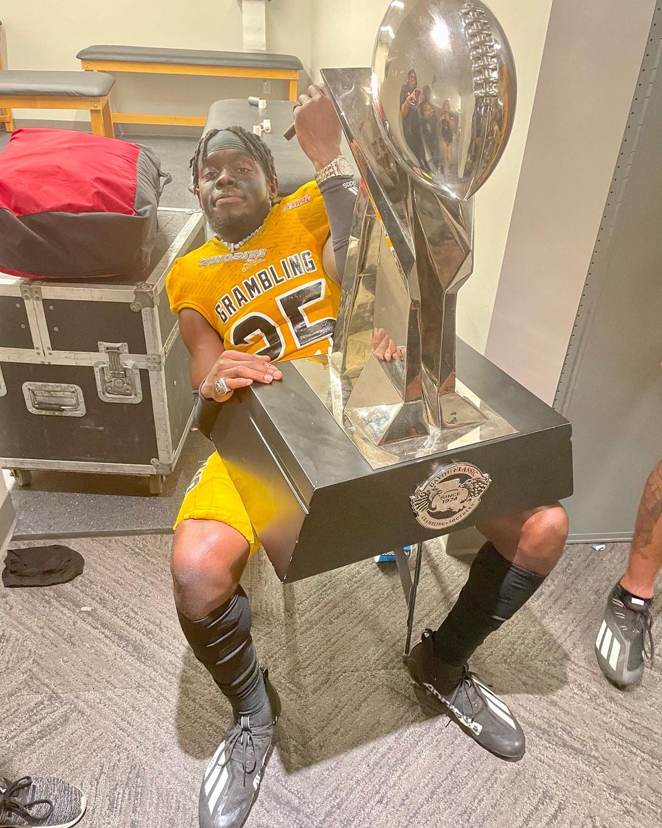 I can’t even roll my opps in💩, dem jags don’t exist😮‍💨 #2wo5iveBacc #BayouClassic48 #Gramfam