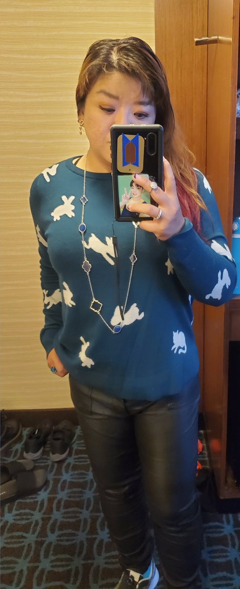 yovatwt's tweet photo. D2 outfit reveals.

Not fearing the Double Bunny since I will bring the whole squad to conquer the JK's Final Button boss 😅😂

#BTS
#BTSARMY
#PermissionToDanceOnStage_LA
#ConcertD2 https://t.co/lq1AwlRqYb