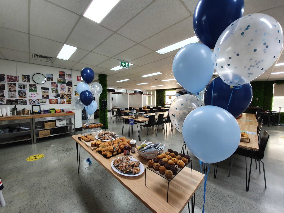 BGLcorp's tweet photo. Happy Monday!
We are ready to welcome our BGL Family back to the office! π
We are SO excited to see our teammates in person again! π
How are you welcoming your team members back?
#Back2BGL #BGLWelcomeHome #BGL #TheBGLWay https://t.co/G4lOOwv6Zb