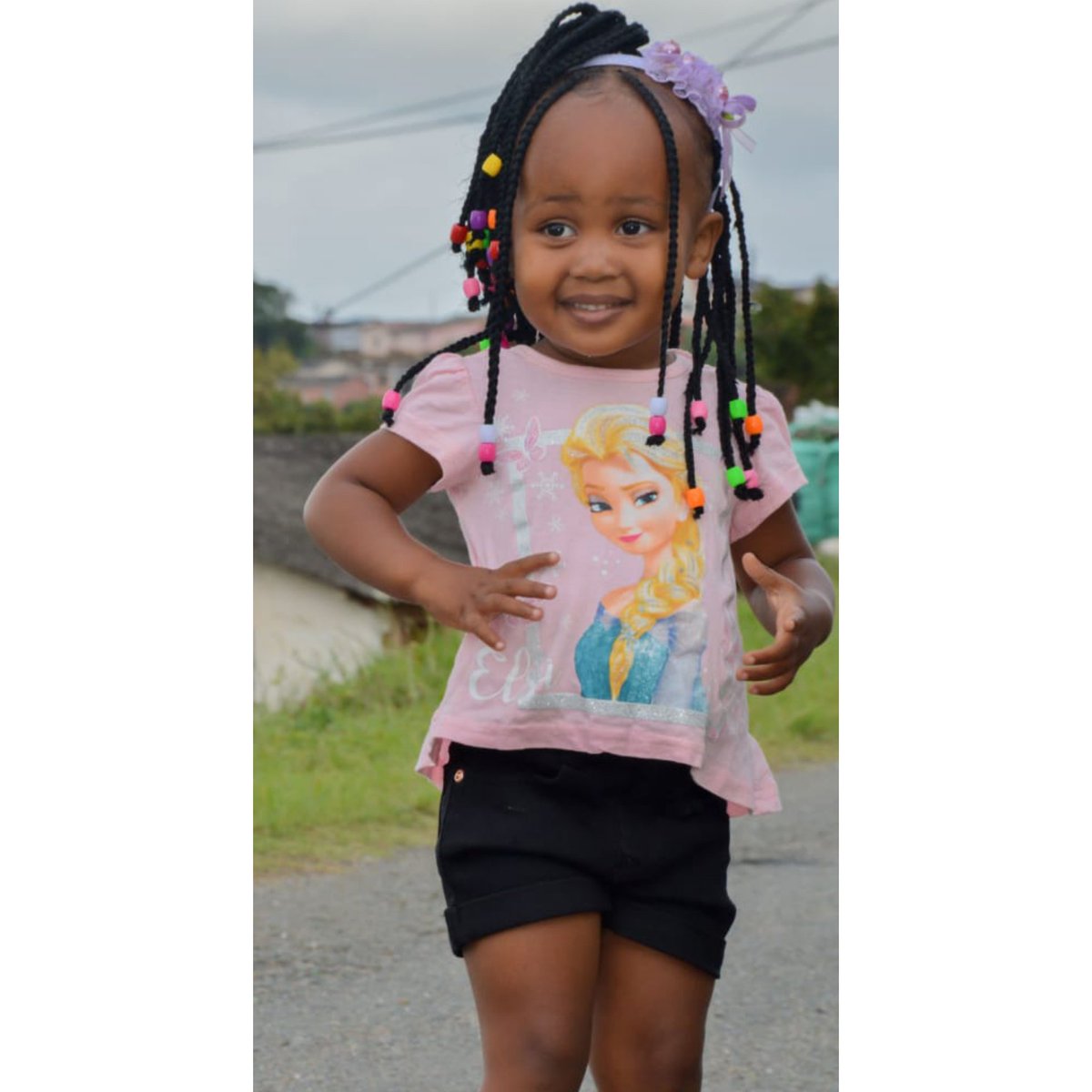 thembekaq64's tweet photo. It's her birthday today 🎂🍼🥳🎉may God continue to keep you, guide you and protect you❤️❣️ happy birthday my princess ❤️❣️love you😘🥺 https://t.co/UlMlkoMdh1