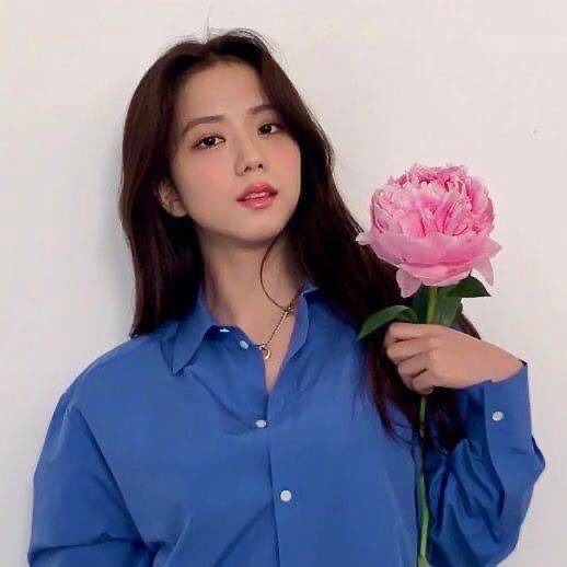 jichuhourly's tweet photo. #지수 #JISOO https://t.co/6TsnsP5pfV