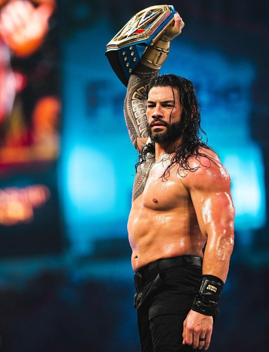 BigTimeWidow's tweet photo. Appreciate him and give him his flowers while he's here. 

#WWE #RomanReigns #UniversalChampion #451Days
#HeadOfTheTable #TribalChief #TheBloodline #WeTheOnes https://t.co/l9l8itkqwf