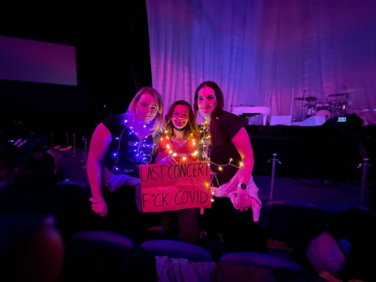Maras19TT's tweet photo. @GaryBarlow See you next Tour!!!! F*ck Covid https://t.co/ylbLlZ7Fpq
