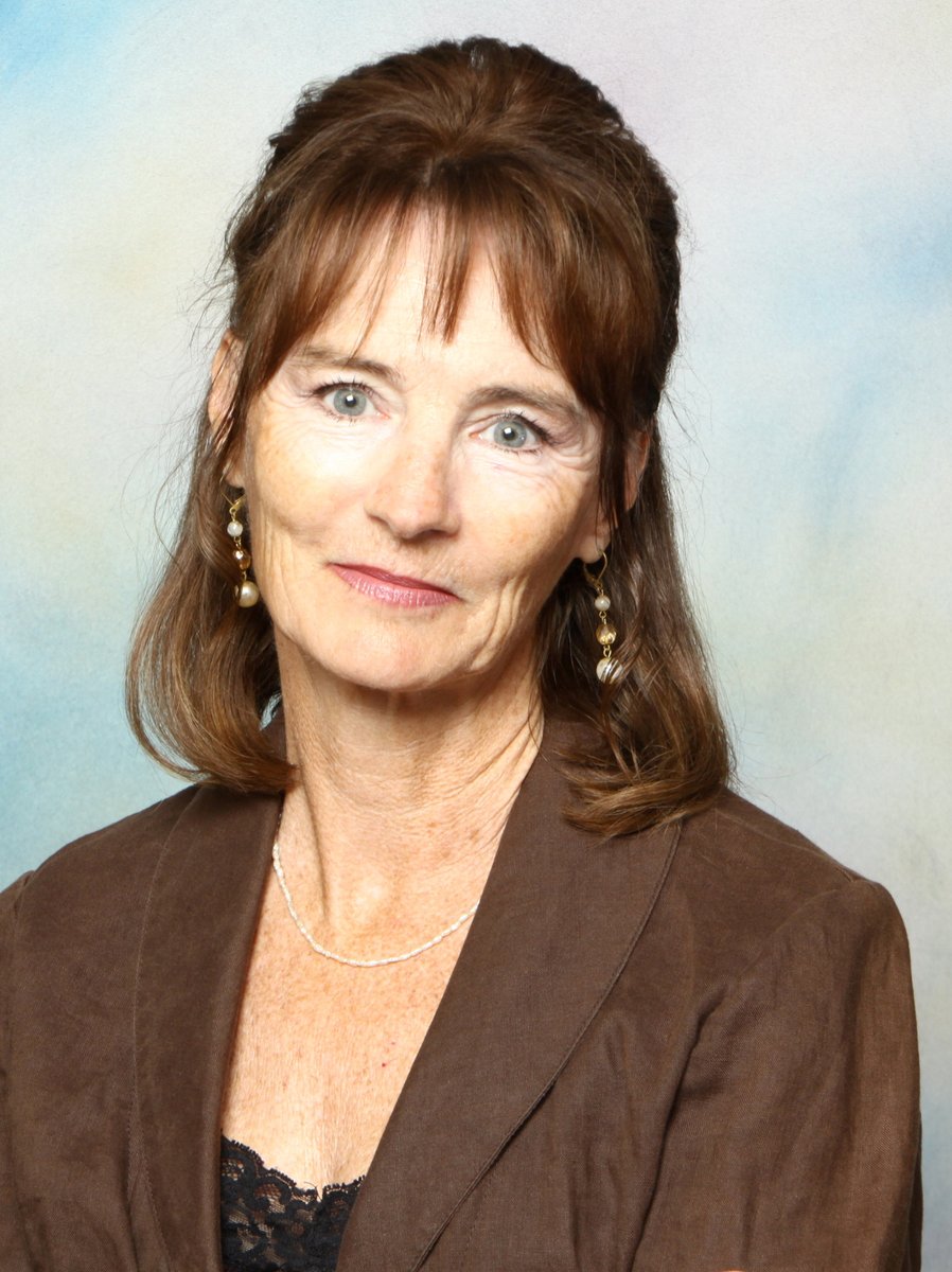 InannaPub's tweet photo. Nov 29-Dec 5! #Author #KateKelly signs copies of her book, "A Harsh and Private Beauty" @ #DreamItReal Market#Peterborough! 'great storytelling with the elusiveness of memory and the revelation of secrets' https://t.co/bmtp4k7kVf #FemLitCan #FeministFiction #HistoricalFiction https://t.co/dxheIdyjxe
