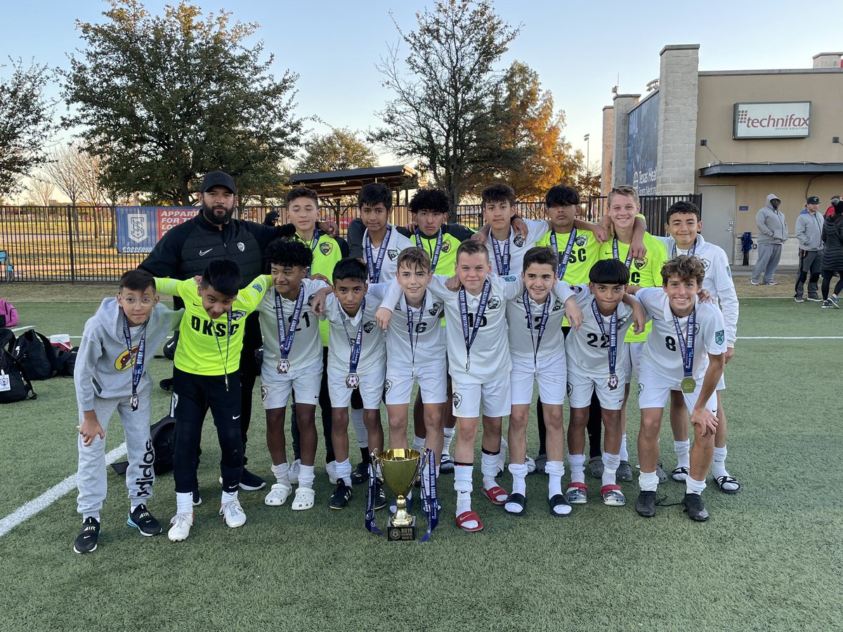 Congratulations to U14 Boys Champions of the Bobby Rhine Invitational presented by Chick fil A @DKSC_official DKSC 08B ECNL Lopez. They have received an automatic qualification to the @dallascup Dallas Cup 43.