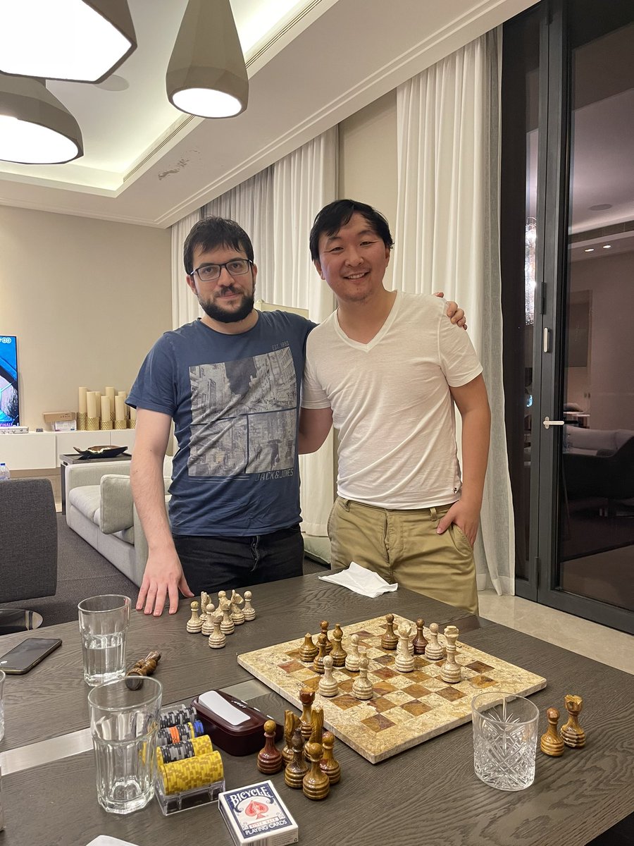 Rui Cao tweet media