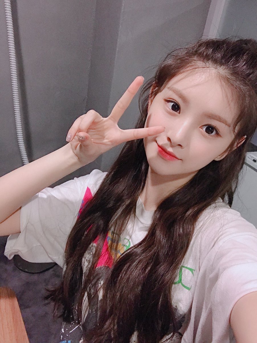 Everyway_twt's tweet photo. ๐ซ๐๐๐๐๐๐
๐๐๐๐ ๐๐ ๐๐๐๐๐๐๐๐๐๐ ๐๐๐
๐๐๐๐๐๐๐๐, ๐ค๐๐ฉ ๐๐๐๐๐ฅ๐คยฐโฎโบ #MAELY ๐ธ@VICT_ONtwt #๐ฉ๐ข๐ณ๐ญ๐๐ผ๐ป๐ผ๐พ๐๐
Una foto de mi antes y despuรฉs de arreglarme para los wawas que hoy dan su concierto, para que sepan cuรกnta dedicaciรณn le puse. https://t.co/Te3pPMJzRd